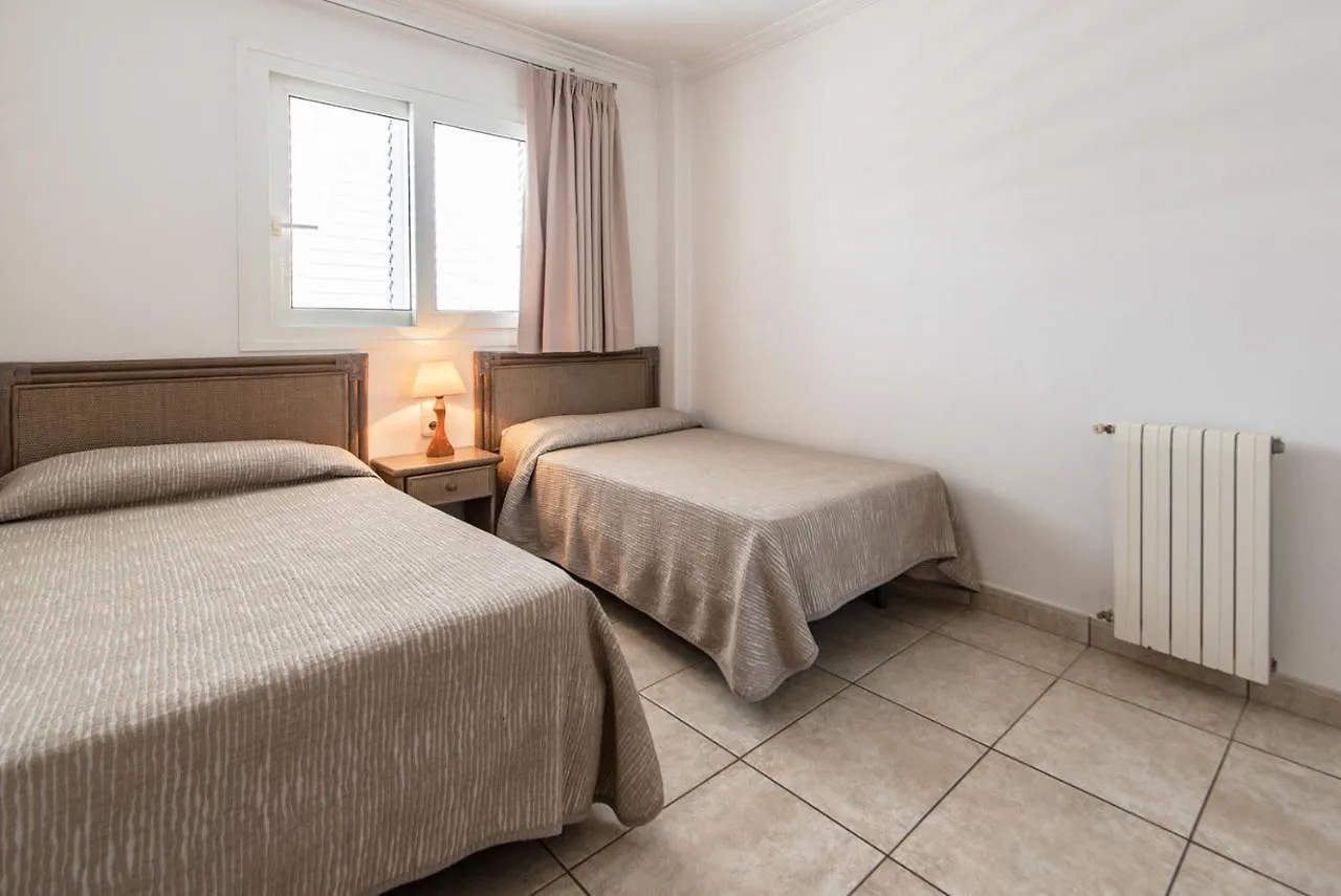 Apartamentos Es Cane Es Canar  0*, Es Canar (Ibiza)